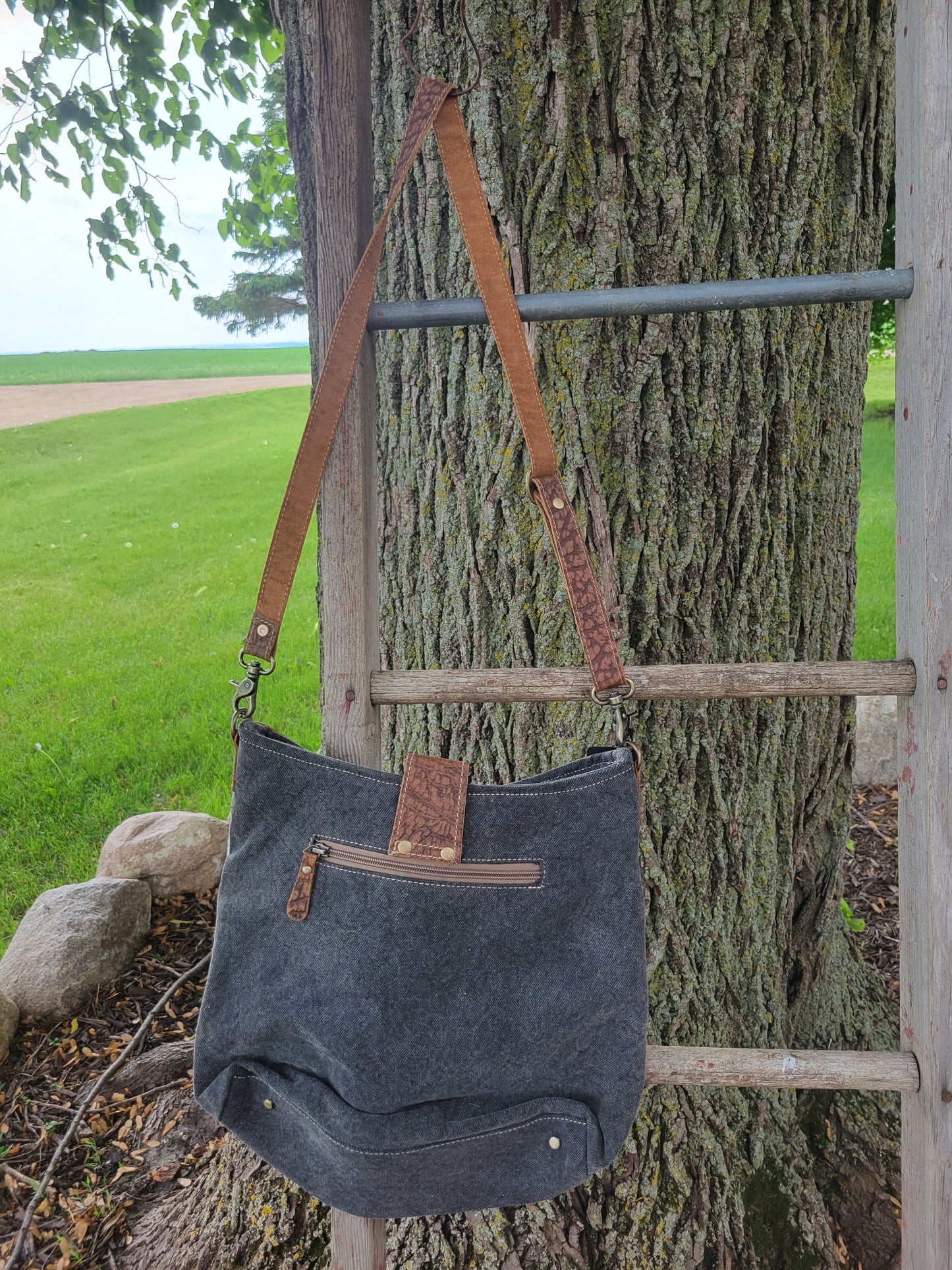 Roltod Canvas & Hairon bag