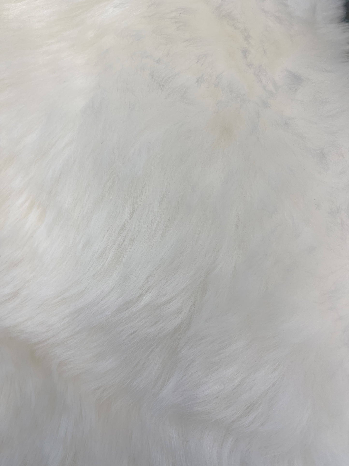 Sheepskin Rug: Wolf / Single (2'x3')