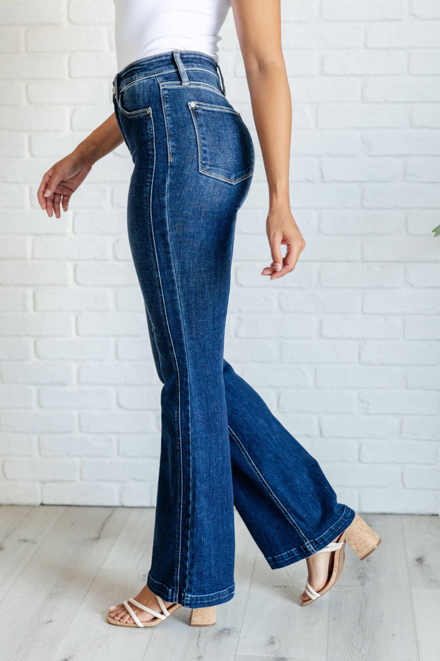 Judy Blue High Rise Side Seam Detail Flare Jeans: 3/26