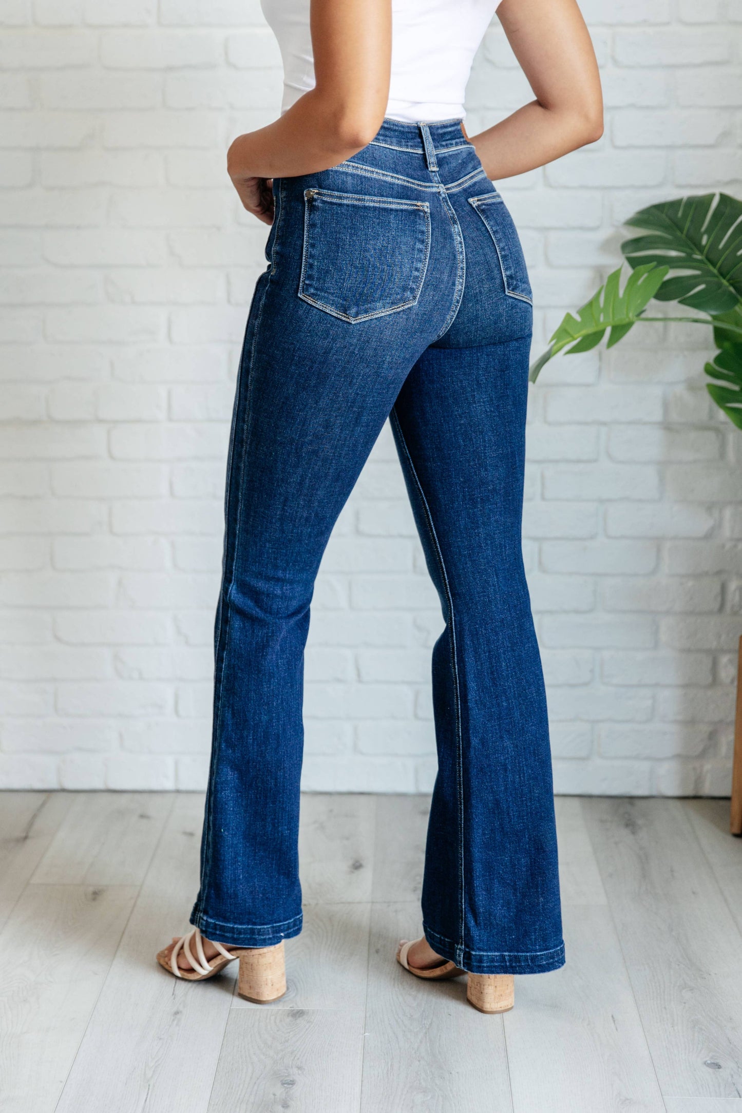 Judy Blue High Rise Side Seam Detail Flare Jeans: 3/26