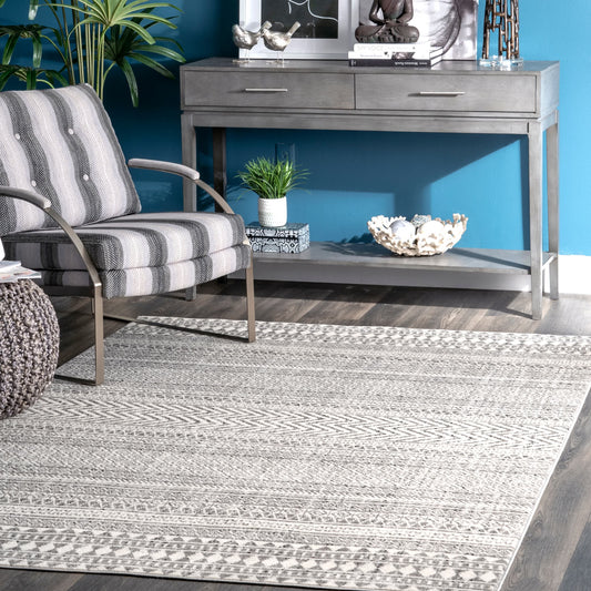 Catherine Henna Tribal Bands Area Rug: Grey / Rectangle / 2' x 3'