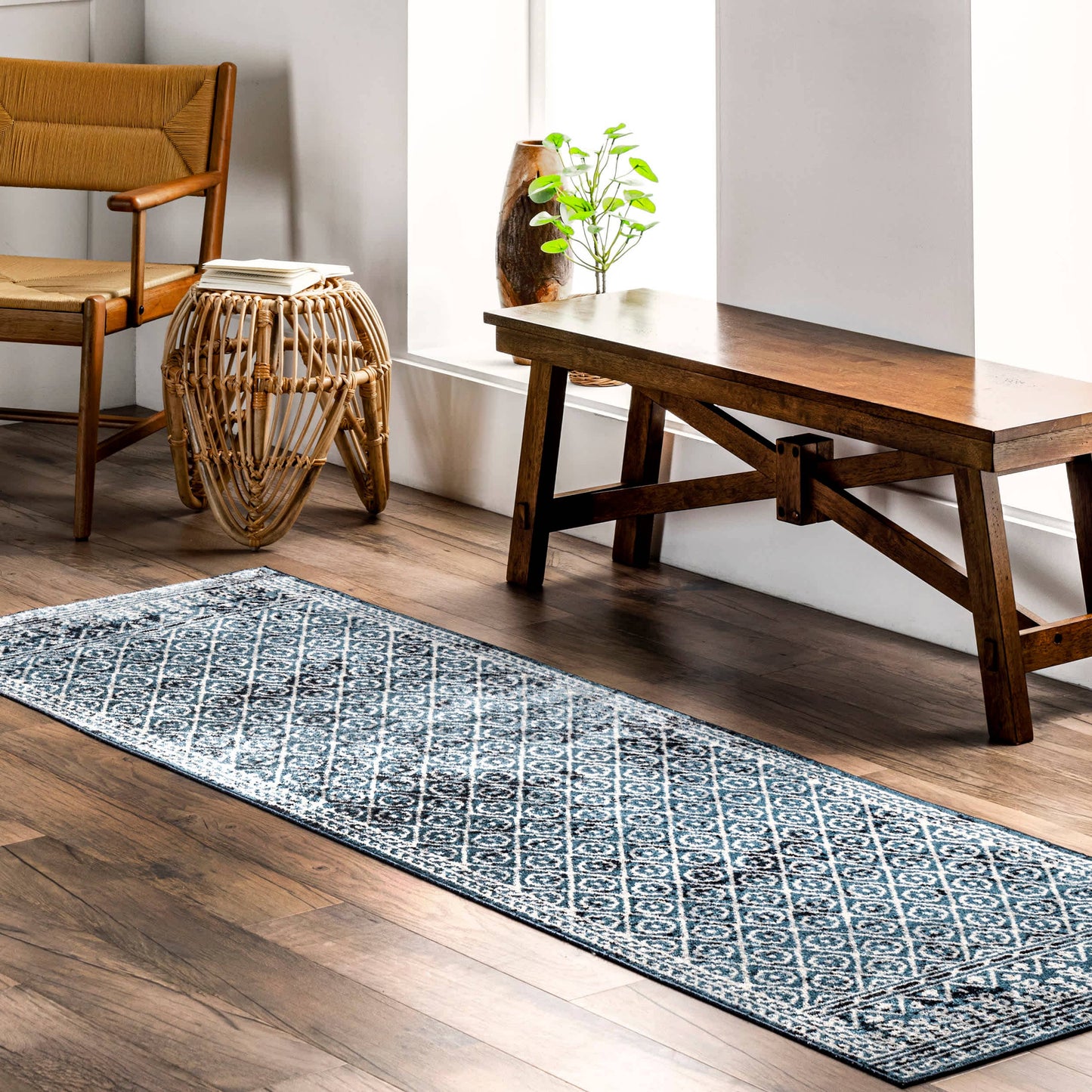 Prestyn Machine Washable Faded Tribal Trellis Area Rug: Grey / Rectangle / 5' x 8'